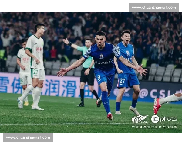 中超精彩赛事全程回顾与关键瞬间精彩解析 中超精彩赛事全程回顾与关键瞬间精彩解析